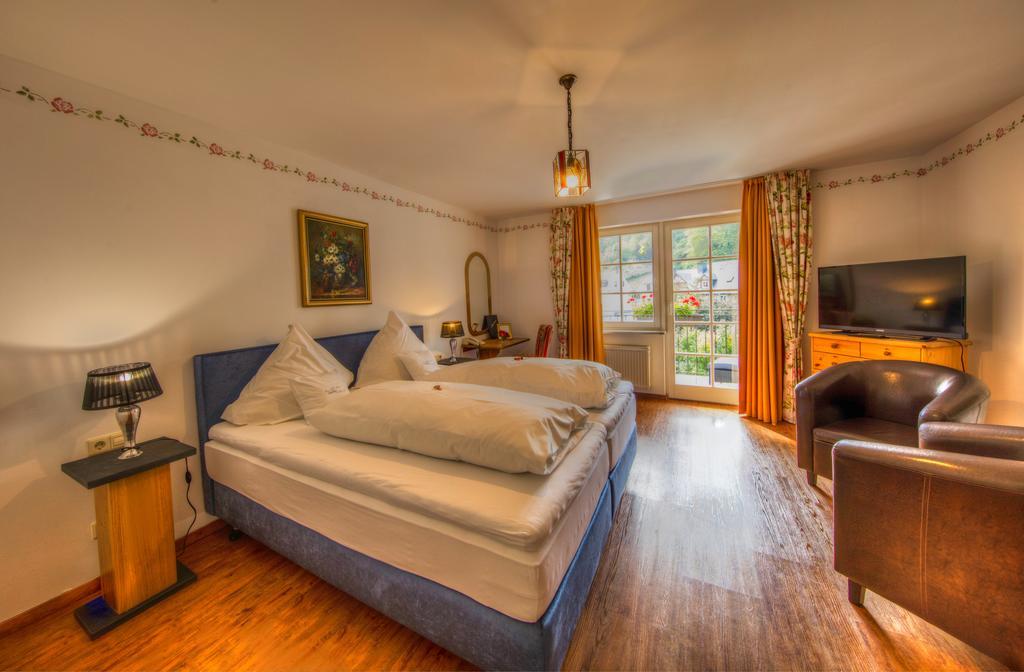 Hotel Lipmann "Am Klosterberg" Beilstein  Eksteriør bilde