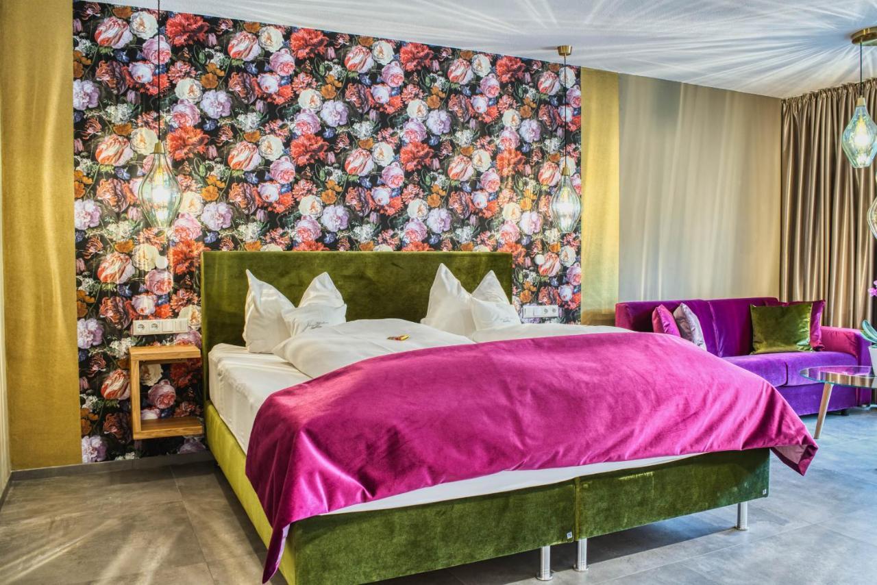 Hotel Lipmann "Am Klosterberg" Beilstein  Eksteriør bilde